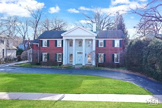 1041 Michigan Ave, Wilmette, IL 60091