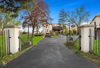 27875 W Lake Shore Dr, Spring Grove, IL 60081