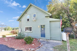 261 N Main St, Franklin, NH 03235