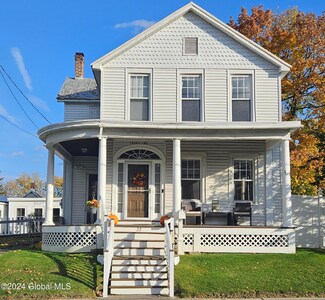 22 Mann Ave, Cohoes, NY 12047