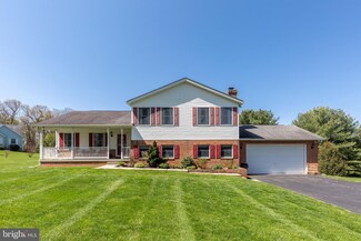 1280 Kevins Dr, Hampstead, MD 21074