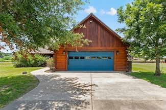 42 Wildwood Lake Dr, Huntsville, TX 77340