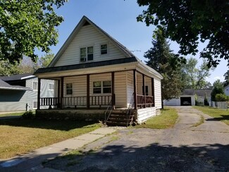 310 E Ogden St, Capron, IL 61012