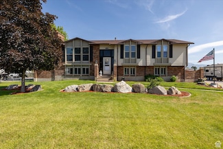 4556 W 4950 S, Hooper, UT 84315