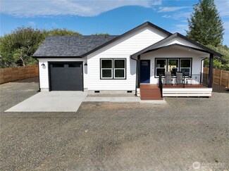 152 Calawah St SW, Ocean Shores, WA 98569