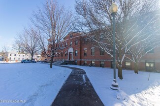 93 Maple St Unit 205, Glens Falls, NY 12801