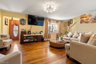 25 W Webster Ave, Roselle Park, NJ 07204
