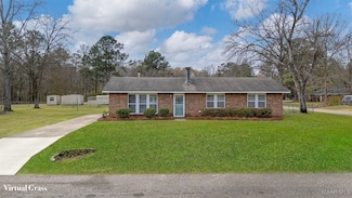 111 Maple St, Wetumpka, AL 36092