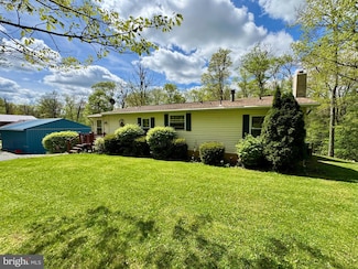 347 Greens Valley Rd, Centre Hall, PA 16828