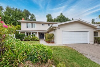 7211 Dennis Ln, West Hills, CA 91307
