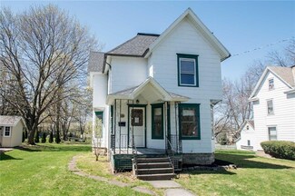 36 Crane St, Clifton Springs, NY 14432