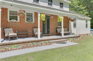 6285 Buckley Hall Rd, Cobbs Creek, VA 23035