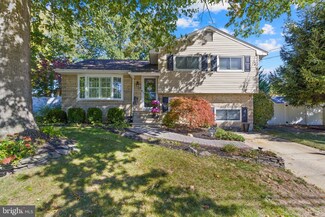 11 Probasco Dr, Allentown, NJ 08501