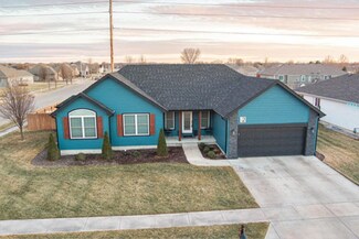 2 Wildcat Cir, Salina, KS 67401