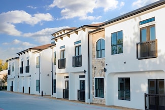 1514 E 15th St Unit 14, Plano, TX 75074