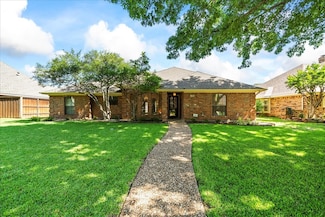 2213 Cardinal Dr, Plano, TX 75023