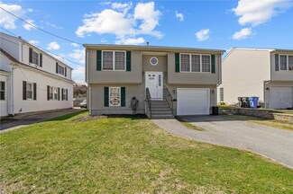 73 Clemence St, Cranston, RI 02920