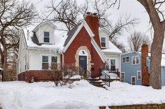 2829 School St, Des Moines, IA 50311