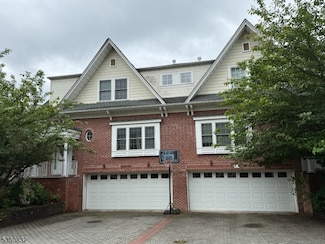 22 Ocean St Unit A, Millburn, NJ 07041