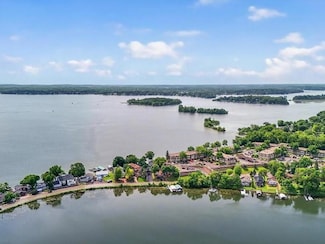 4387 Wilshire Blvd Unit 111, Mound, MN 55364