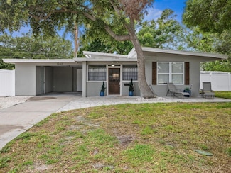 1242 74th St N, Saint Petersburg, FL 33710