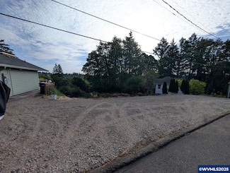 360 View Dr NW, Salem, OR 97304