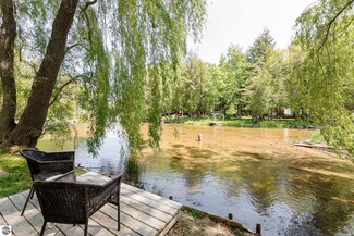 1281 River Rd Unit PVT, Beulah, MI 49617