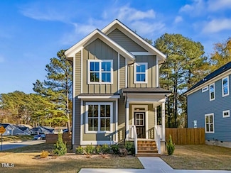 421 Rose Ln, Raleigh, NC 27610