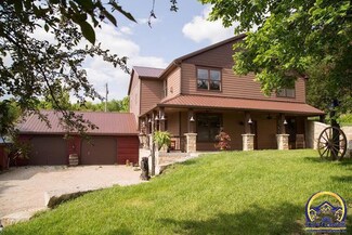9238 K92 Hwy, Ozawkie, KS 66070