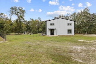 2054 SW Salem Tower Rd, Lake City, FL 32024