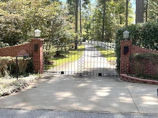 5364 Aspen Laurel Dr, Evans, GA 30809