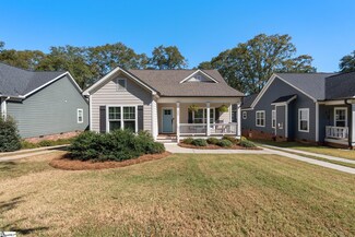 105 W Circle Ave, Greenville, SC 29607