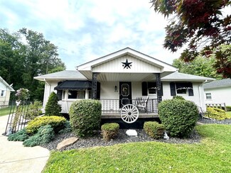 4118 W 28th St, Erie, PA 16506