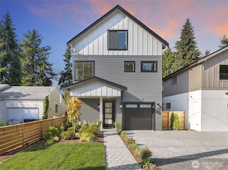 3814 NE 89th St, Seattle, WA 98115