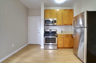160 Vroom St Unit 47, Jersey City, NJ 07306