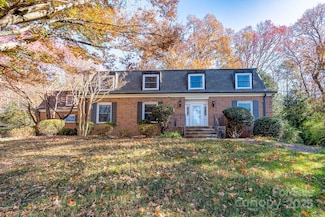 758 Williamsburg Dr NE, Concord, NC 28025