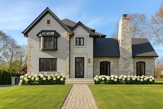 111 Oxford Rd, Kenilworth, IL 60043