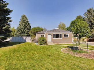 1001 Meadow Lane Ave, Cody, WY 82414