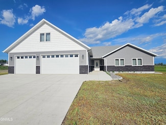 501 Koenig Dr, Bismarck, ND 58504