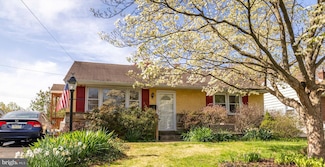516 4th Ave, Warminster, PA 18974