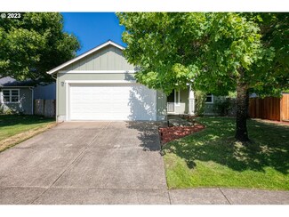 1679 S 58th St, Springfield, OR 97478