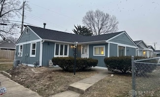 1297 Southlyn Dr, Dayton, OH 45409