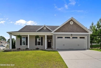 101 Tupelo Ct, Jacksonville, NC 28546