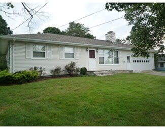 50 Caroline Ave, Somerset, MA 02725