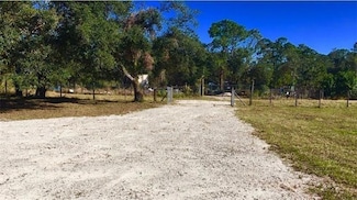 580 N Zambria St, Clewiston, FL 33440