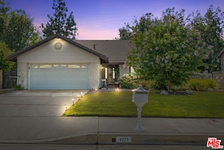 4221 Balcony Dr, Calabasas, CA 91302