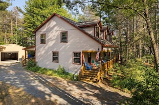 1724 N Ridge Rd, Mears, MI 49436