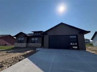435 Council St, Anamosa, IA 52205
