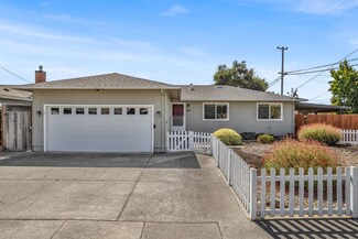 600 Virginia Dr, Petaluma, CA 94954
