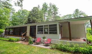 39 Old Cart Rd, Raymond, NH 03077